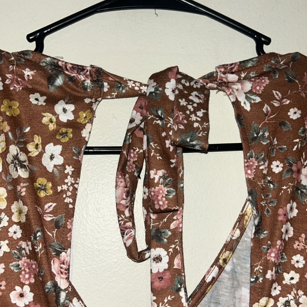 Floral top - Picture 6 of 7